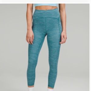 Lululemon: Power Thru HR Tight 25" Size: 4 BNWT